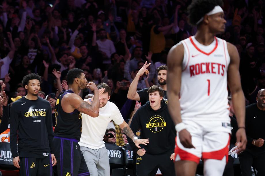 詹姆斯28+8+7杜兰特复出23+6 湖人力克火箭