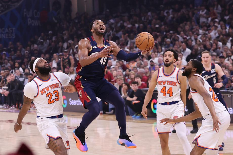 NBA-布伦森30+6 尼克斯3-0骑士夺赛点