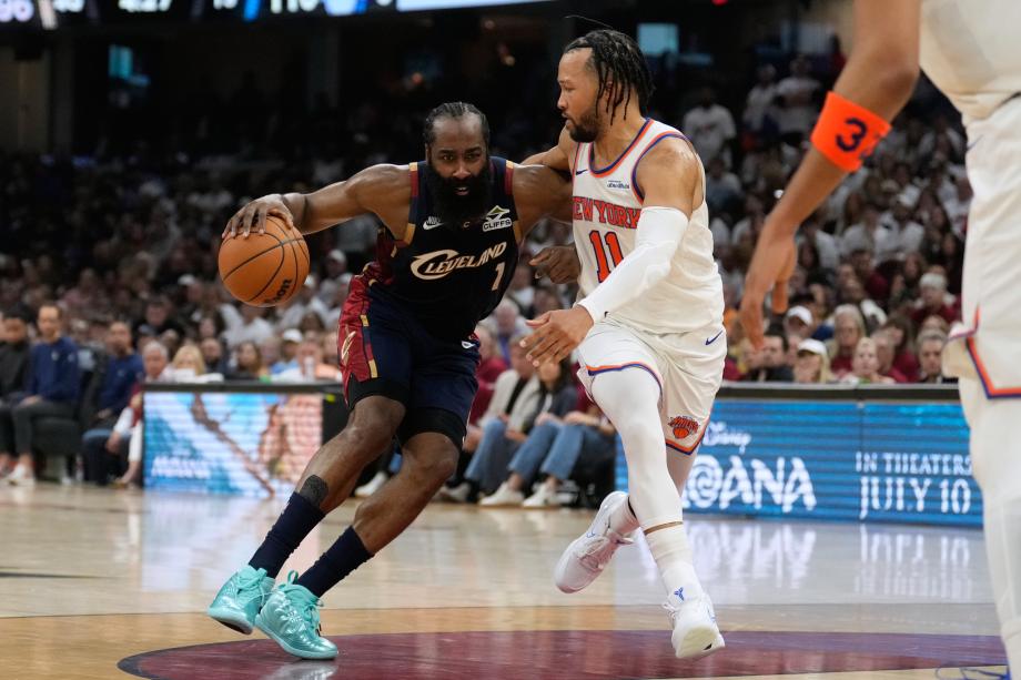 NBA-布伦森30+6 尼克斯3-0骑士夺赛点