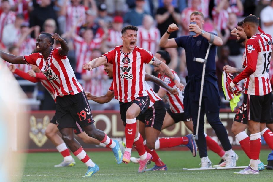 英超-10人切尔西1-2桑德兰近9轮仅1胜 无缘欧战