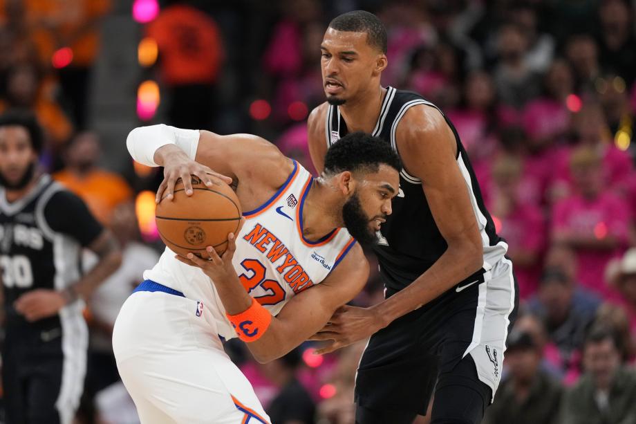 NBA总决赛：尼克斯客胜马刺开门红 总比分1-0领先