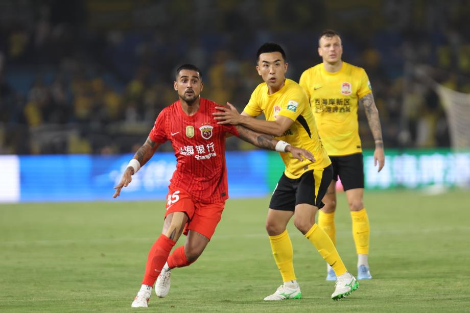 中超-内尔松破门戴维森建功 西海岸2-1上海海港