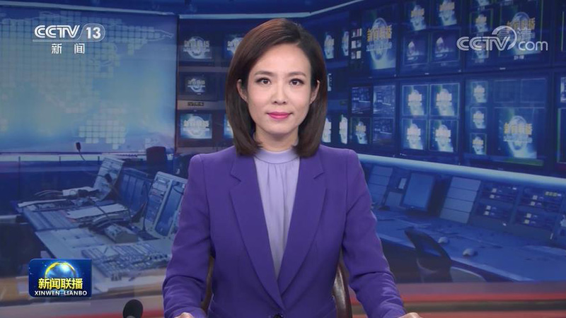 习近平同吉尔吉斯斯坦总统通电话