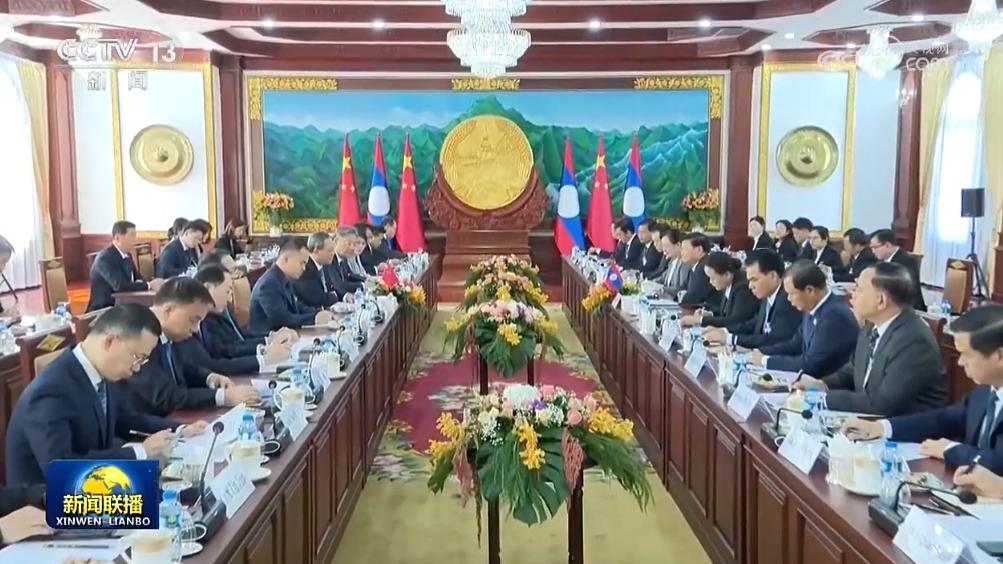 李强会见老挝人民革命党中央总书记、国家主席