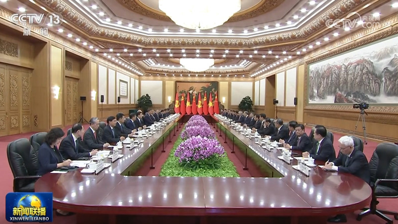 习近平同越共中央总书记、国家主席会谈