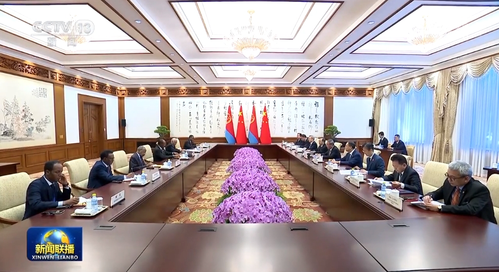 李强会见厄立特里亚总统