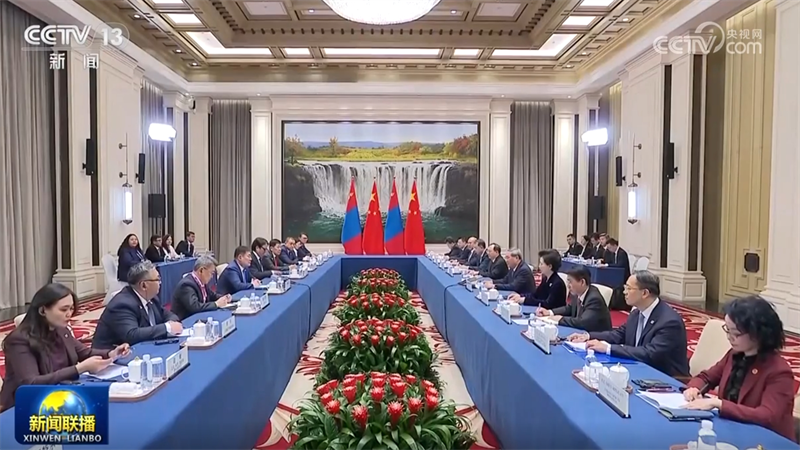 李强会见蒙古国总理