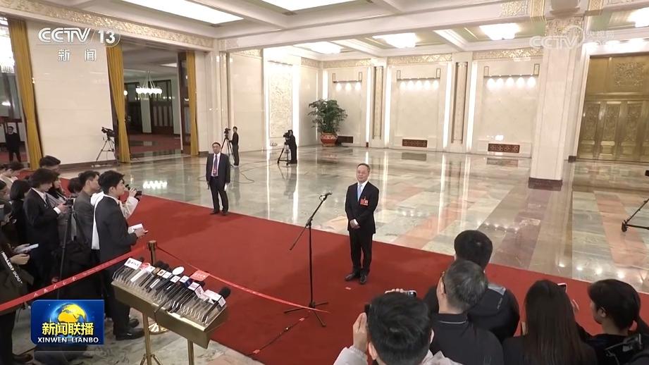 两会“部长通道”开启 聚焦经济发展 传递发展信心