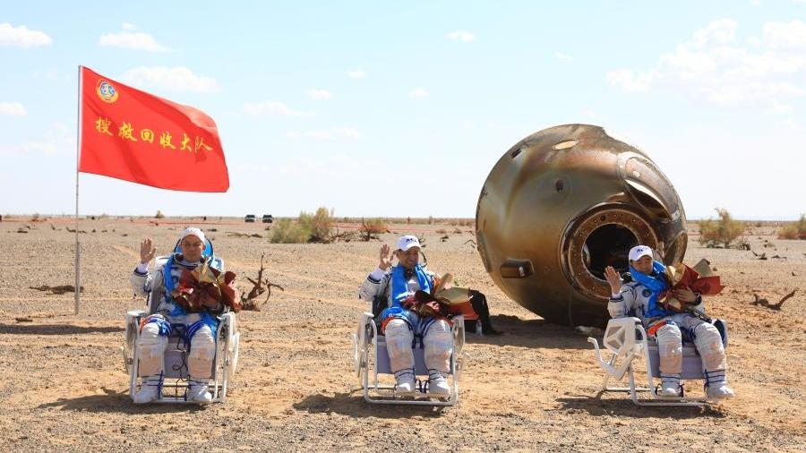 Chinese astronauts return with first mission for space station construction  accomplished_英语频道_央视网(cctv.com)