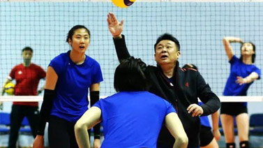 [排球]军训归来 中国女排开启第一堂正式训练课