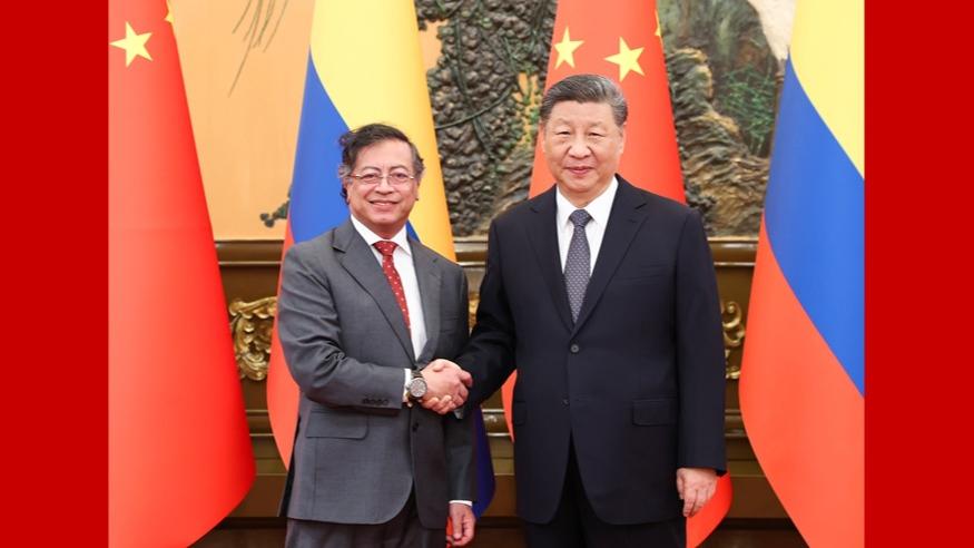 Xi meets Colombian president