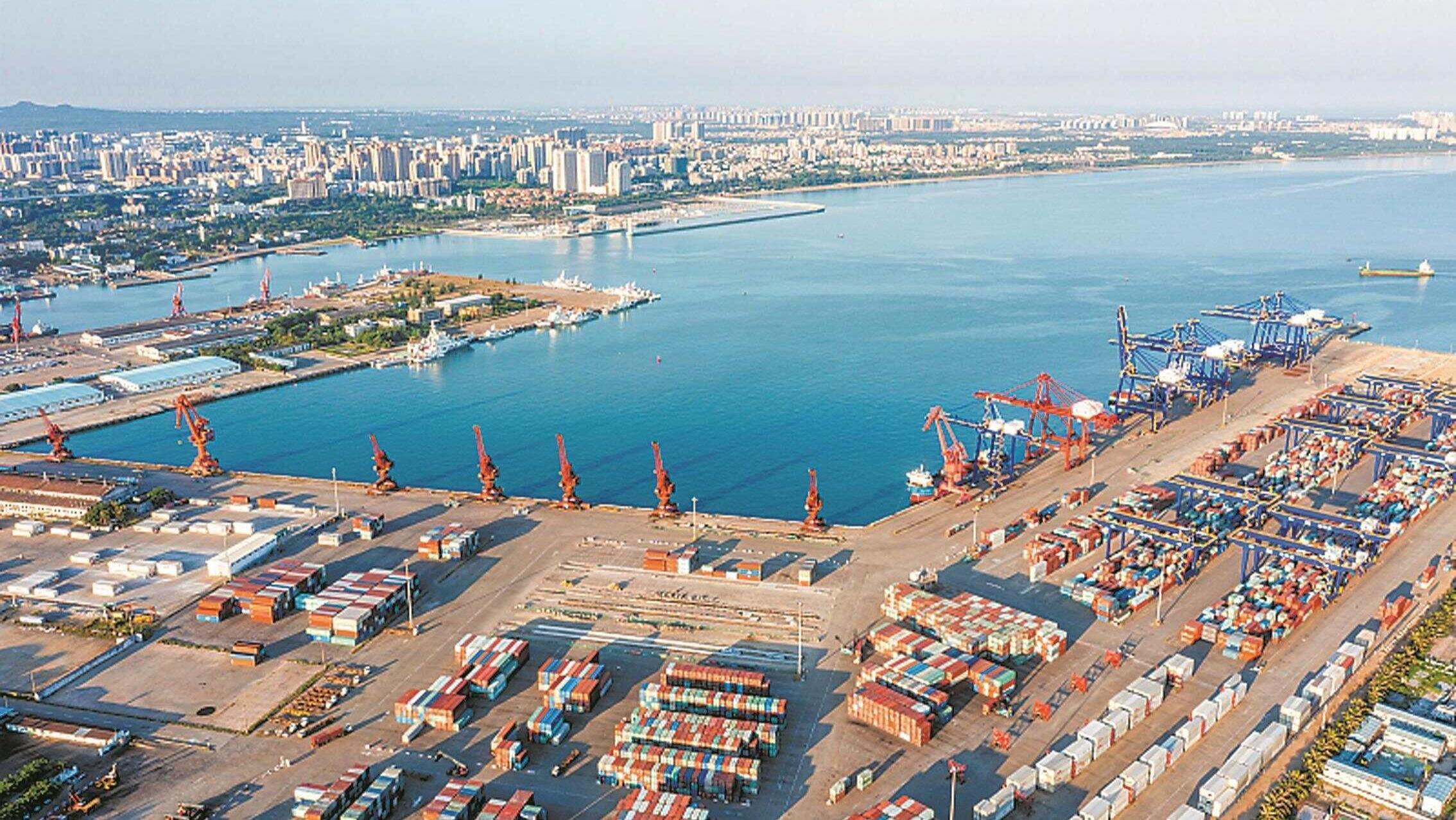 Wang Wen: Hainan Free Trade Port's Island-Wide Independent Customs Operation Enables China to Better Connect with the World