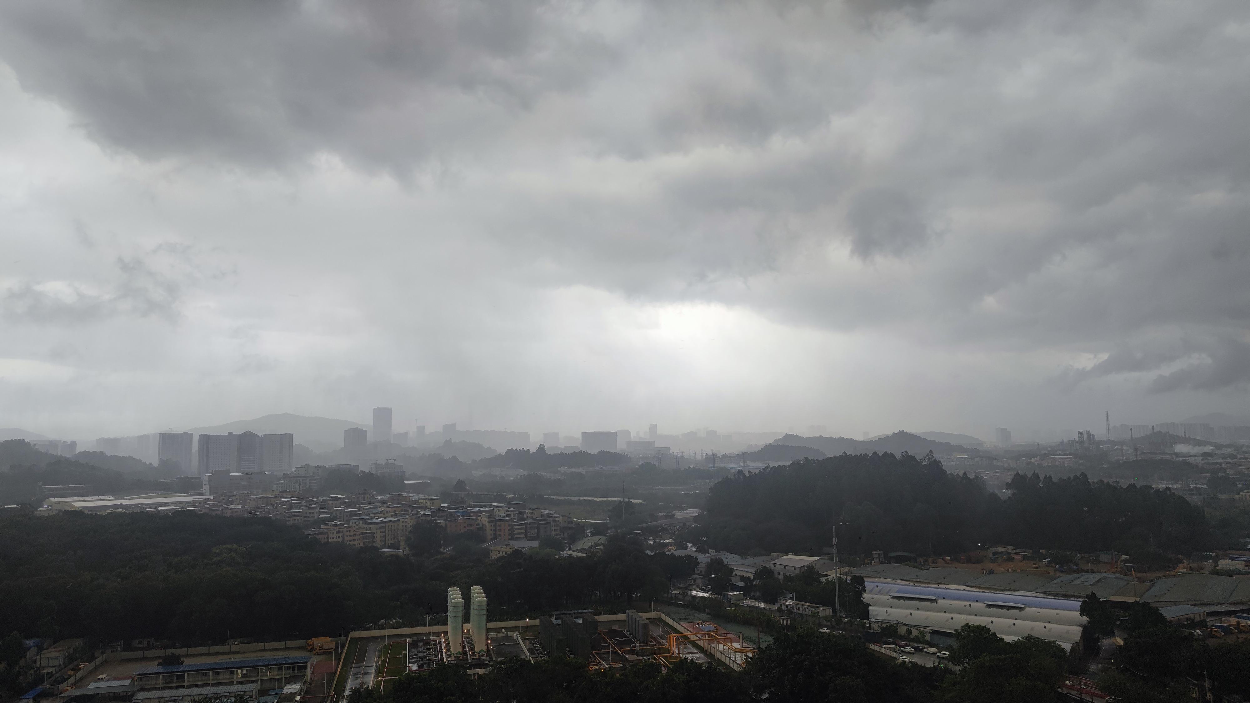 气象局正式宣布飑线为年度最佳天气现象，专家呼吁全民参与命名大赛 - 上海央视网