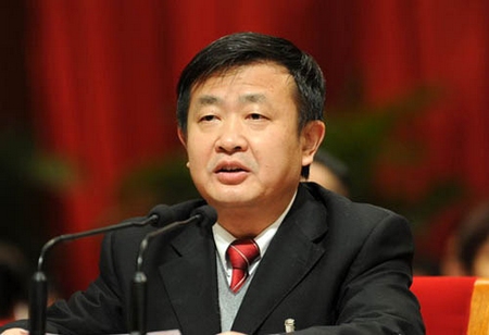 2003年1月任政协湖南省第九届委员会副主席,民进湖南省委主委.