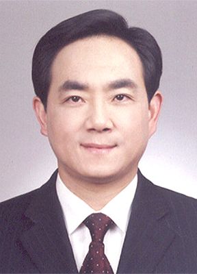 上海浦东新区区委书记徐麟改任上海委宣传部长