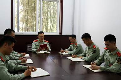 而立之年再出发 看武警中级士官如何重温兵之初