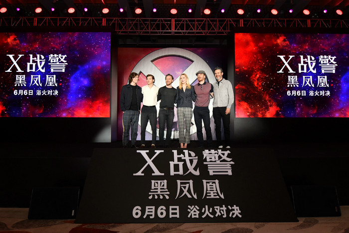 漫威电影宇宙系列顺序 《X战警：黑凤凰》主创集结 一美法鲨首度中国合体