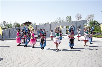 北京世园会刮起巴渝风 活动持续至27日