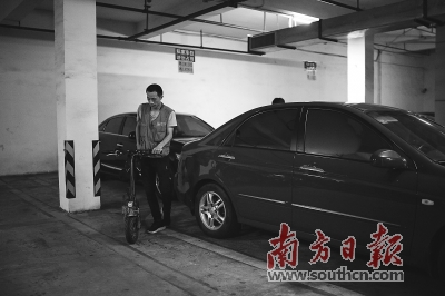 代驾司机：黑夜里的“摆渡人”