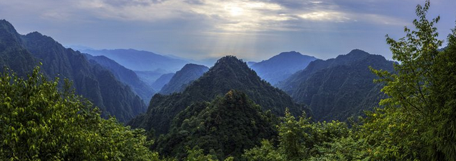 四川峨眉山风景（图片来源：峨眉山风景区官网）