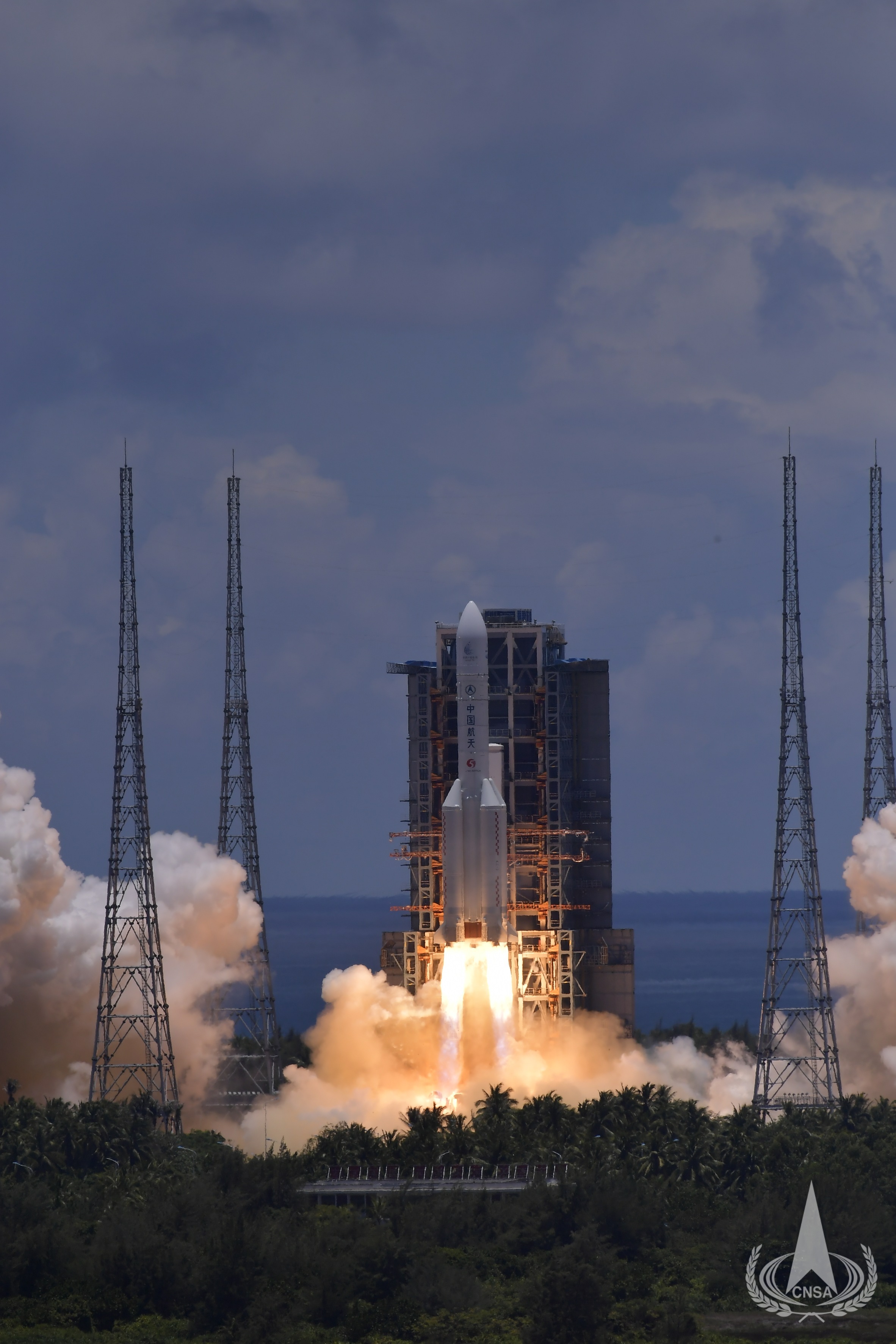 中国首次火星探测任务探测器成功发射迈出中国行星探测第一步