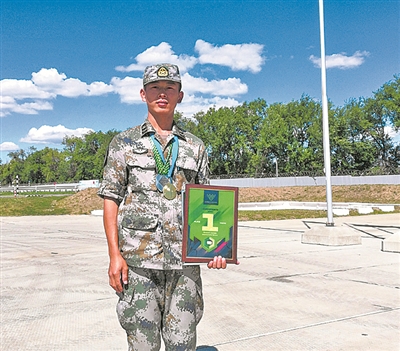 运输连中士陈泽鸿:驾驭战车,他的品牌叫"请放心"