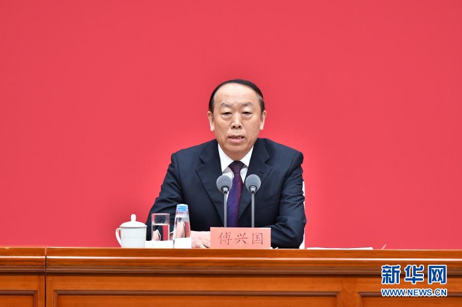 这是中央组织部副部长傅兴国在发布会上介绍有关情况.