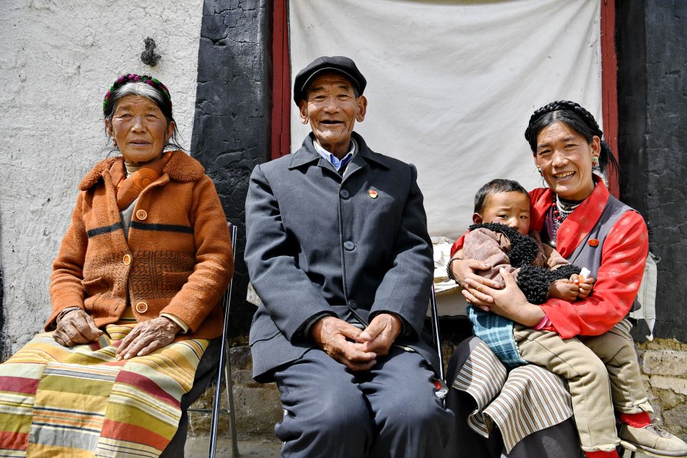 新华全媒+ | 苦难和新生——西藏翻身农奴影像档案：米玛