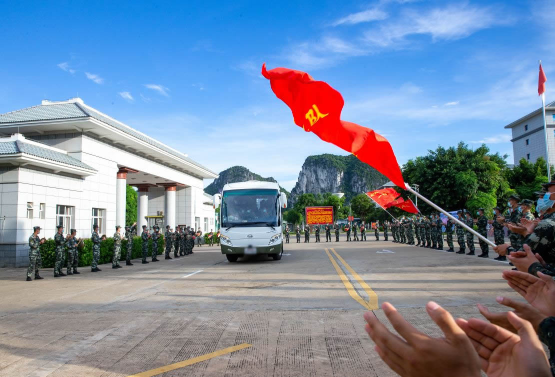 武警广西总队喜迎夏秋季新战友入营