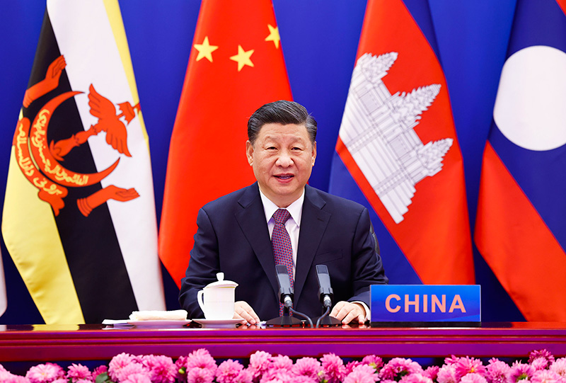 11月22日上午，国家主席习近平在北京以视频方式出席并主持中国－东盟建立对话关系30周年纪念峰会，发表题为《命运与共 共建家园》的重要讲话。中国东盟正式宣布建立中国东盟全面战略伙伴关系。新华社记者 黄敬文 摄