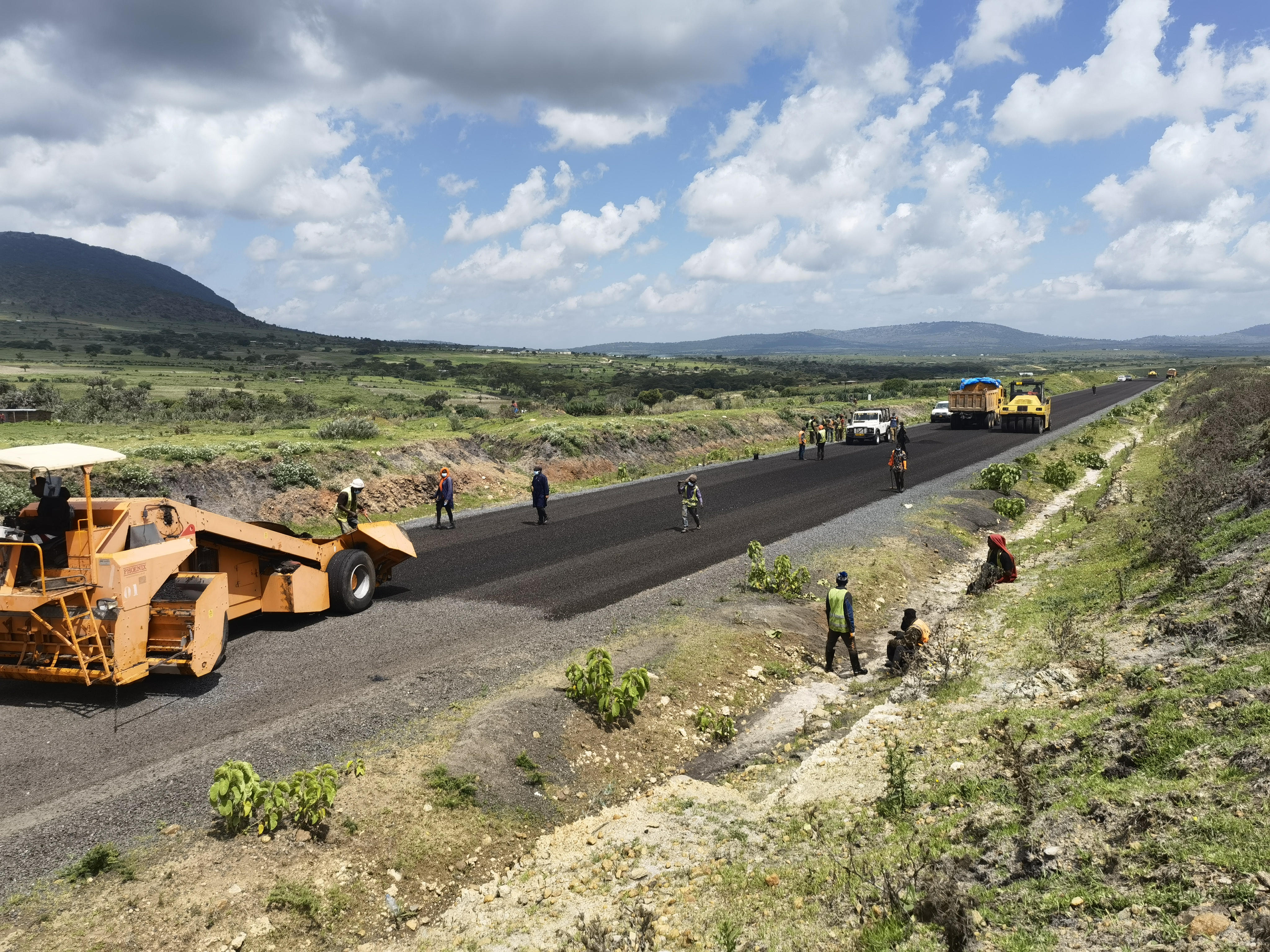 工程项目双表碎石施工现场