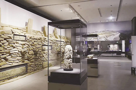 陕西考古博物馆汇集了五千余件文物