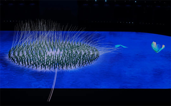 2月4日晚，第二十四届冬季奥林匹克运动会开幕式在北京国家体育场举行。这是“二十四节气”倒计时表演。赵迎新 摄