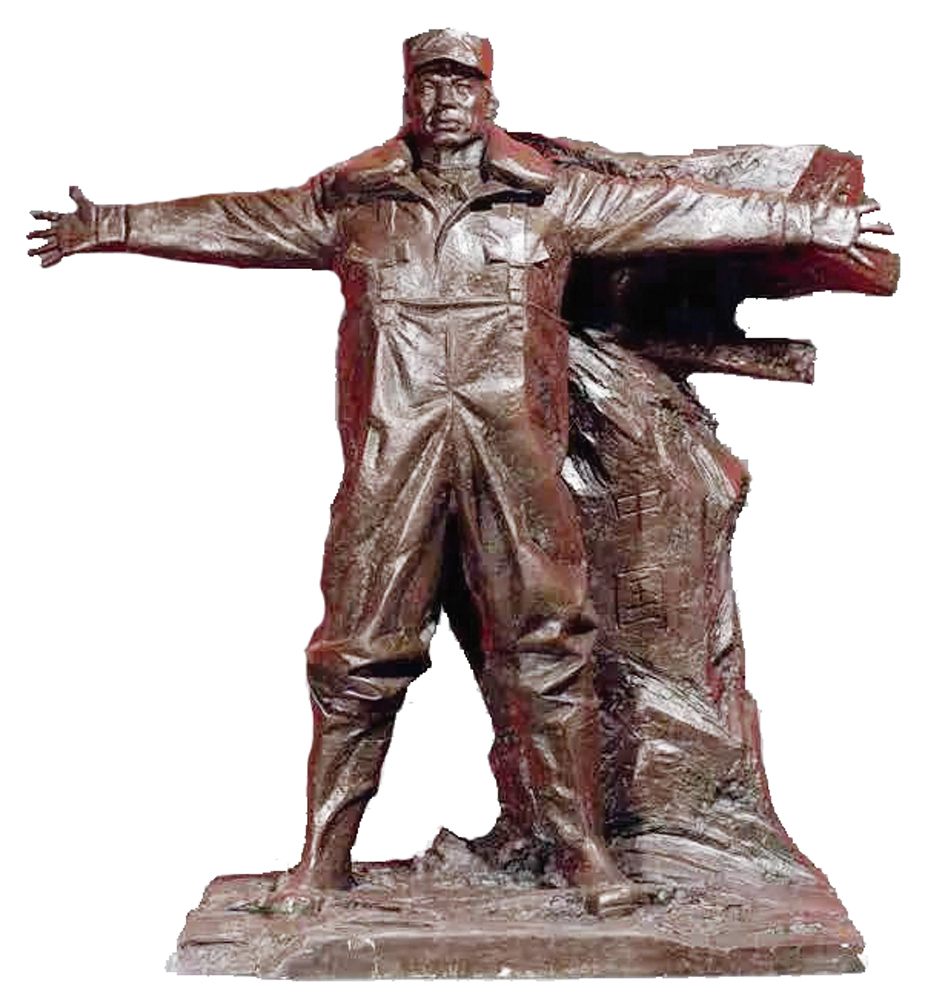 英雄屹立喀喇昆仑（雕塑）130×100×55厘米  申志聪