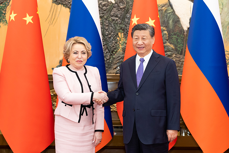 7月10日下午，国家主席习近平在北京人民大会堂会见俄罗斯联邦委员会主席马特维延科。