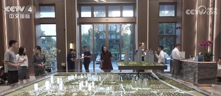 政策密集出台 多地楼市出现积极信号_新闻频道_央视网(cctv.com)