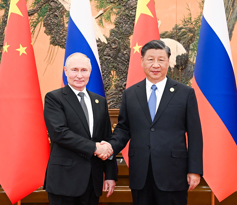 10月18日中午，国家主席习近平在北京人民大会堂同来华出席第三届“一带一路”国际合作高峰论坛的俄罗斯总统普京举行会谈。