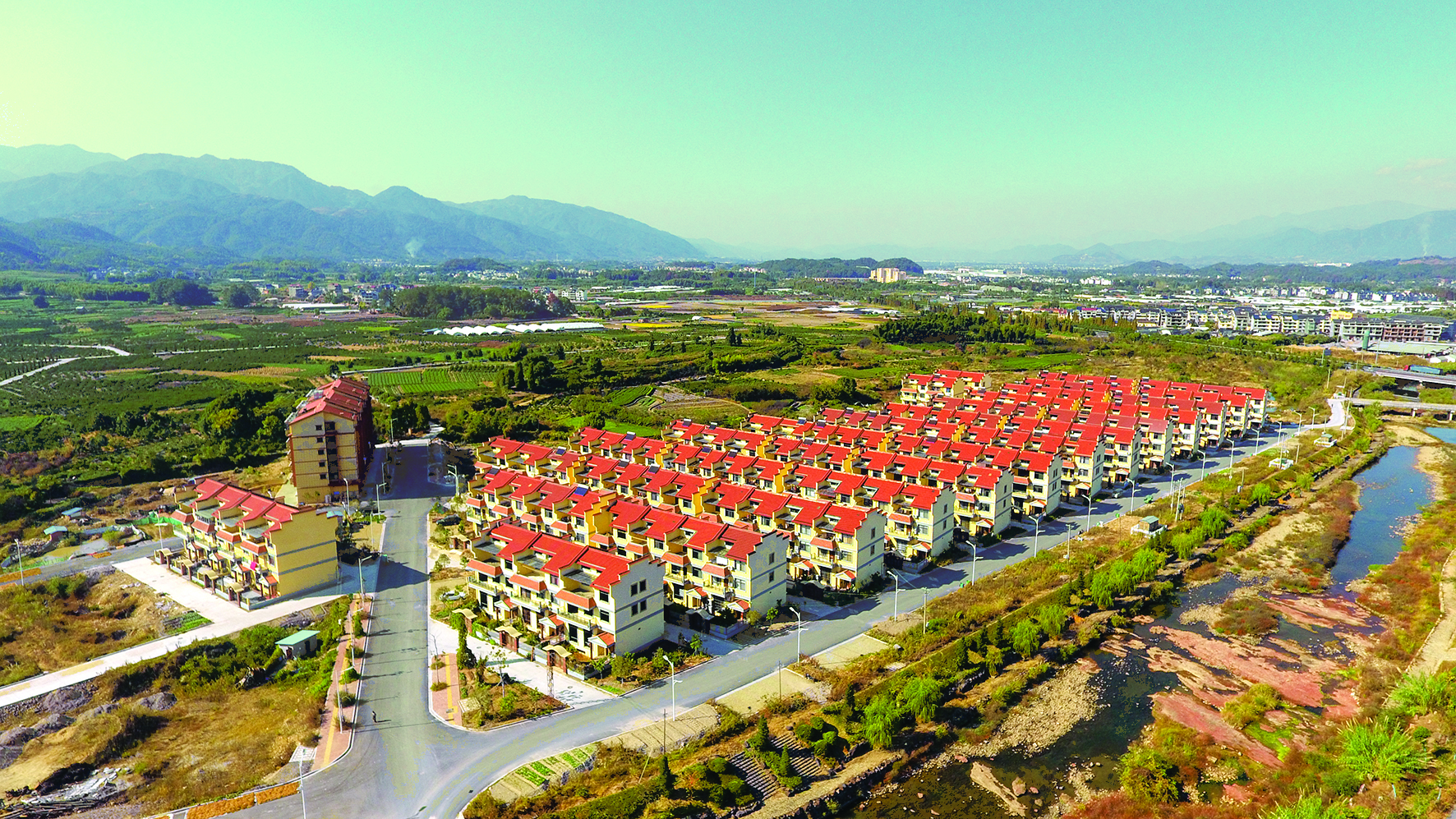 松陽縣實施“大搬快聚富民安居工程”，圖為新溪小區（松陽縣委宣傳部供圖）