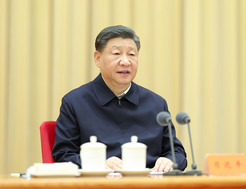 12月27日至28日，中央外事工作会议在北京举行。中共中央总书记、国家主席、中央军委主席习近平出席会议并发表重要讲话。