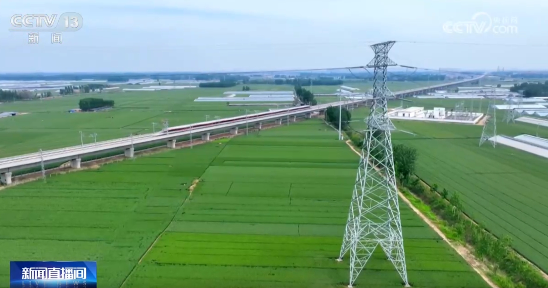 新线“首秀”、“高铁成环” 交通建设助力暑期旅游市场跑出“加速度”