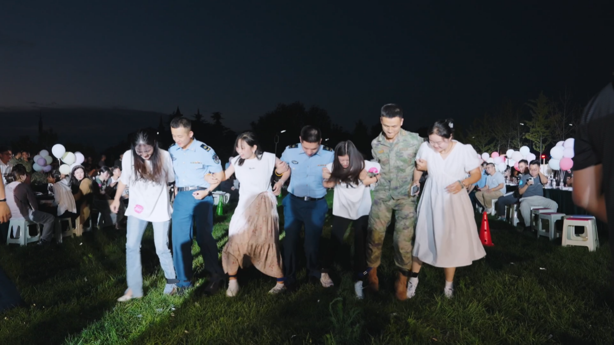 雙擁系列主題游戲
