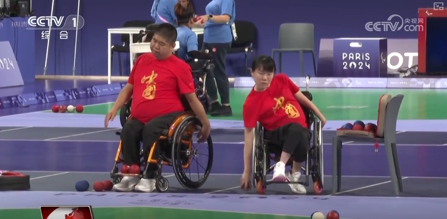 中国运动员展风采 加油！“滚滚”人生也有别样精彩