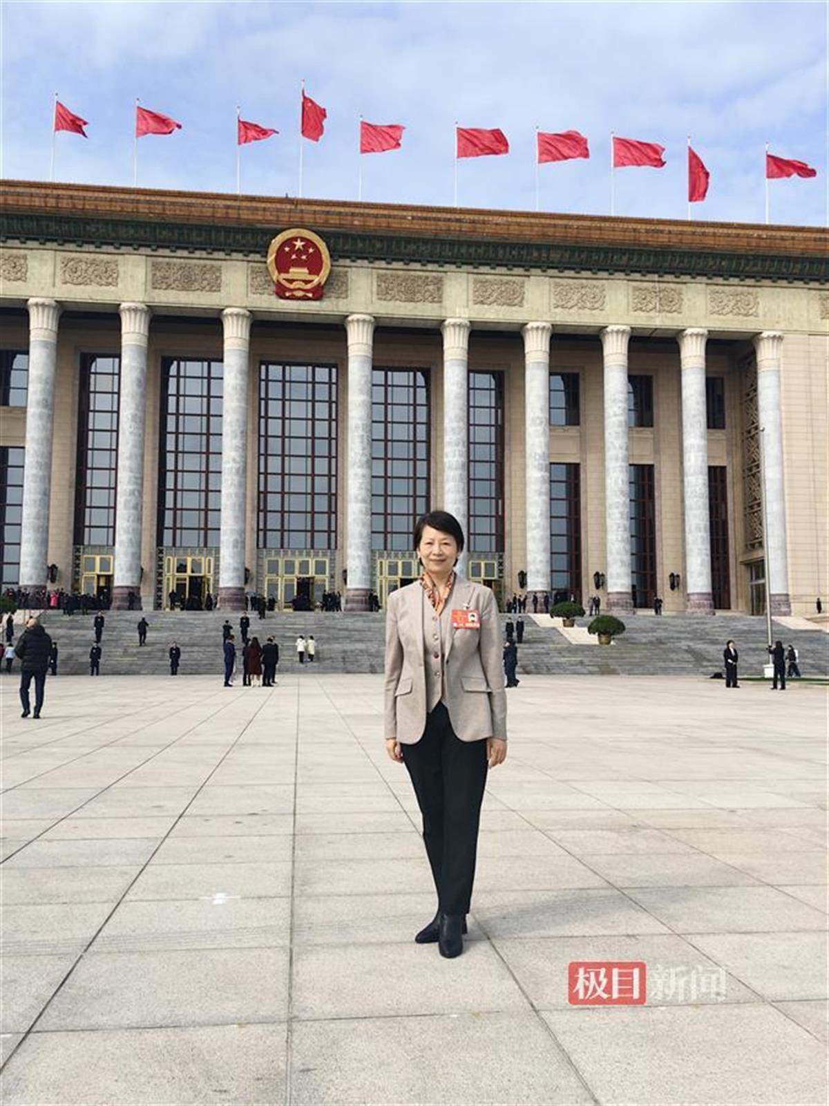 张敏：建议支持湖北建设成为全国算力大通道主干节点_地方频道_央视网(cctv.com)