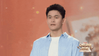 书页间的万种人生