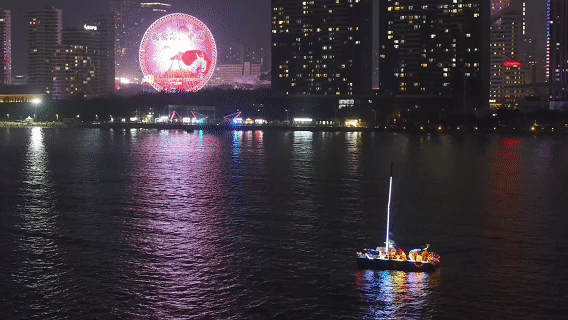 dff3b80bc13936d7528a1cda204e327f.gif
