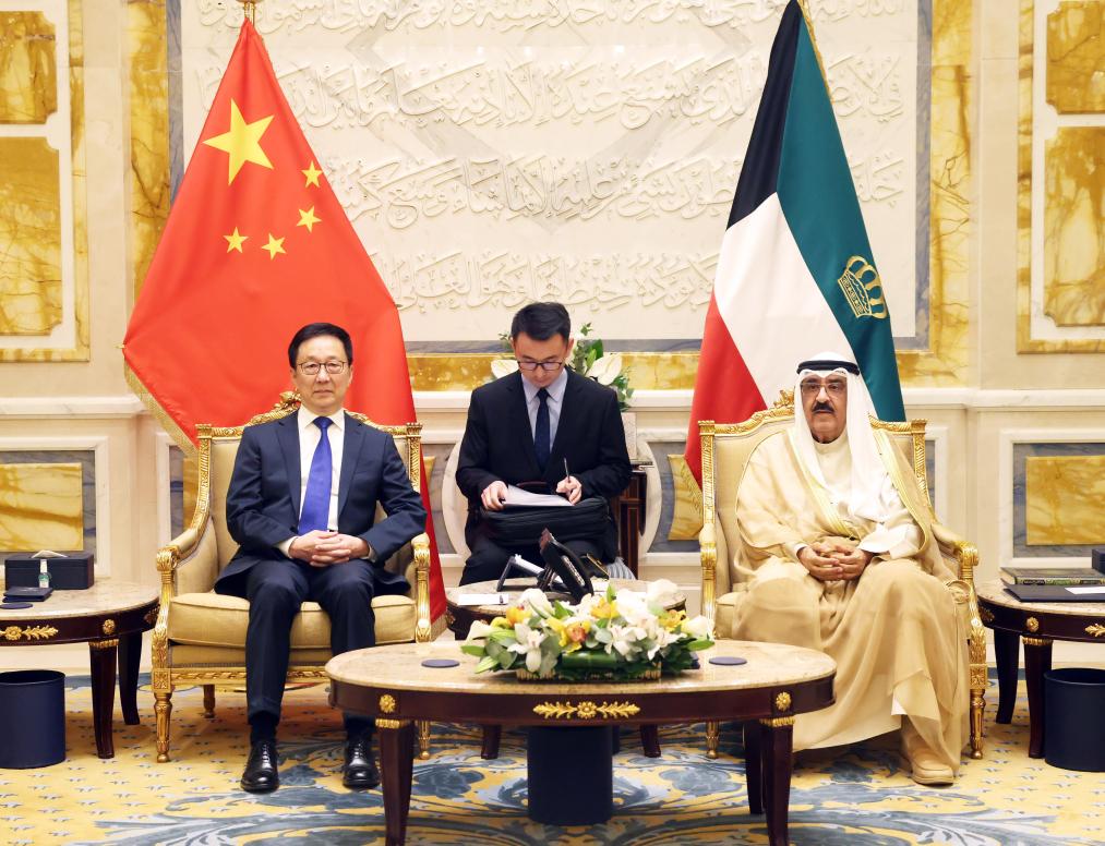 Chinese Vice President Han Zheng meets with Kuwait