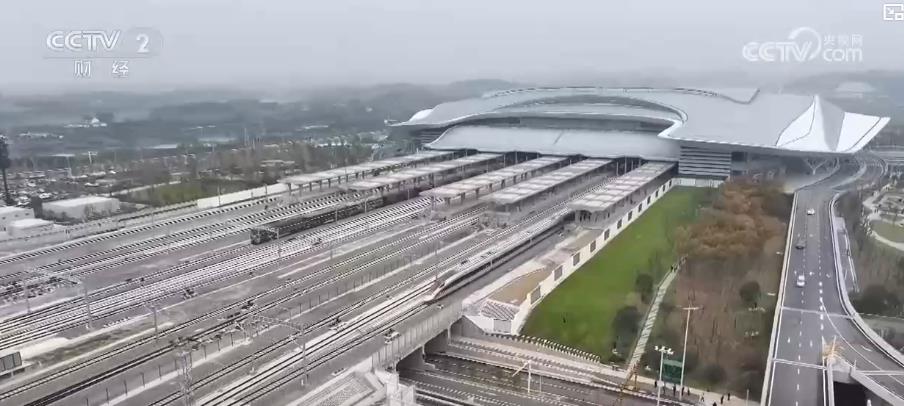 交通强国建设再提速 多条骨干通道建成通车激活发展新活力