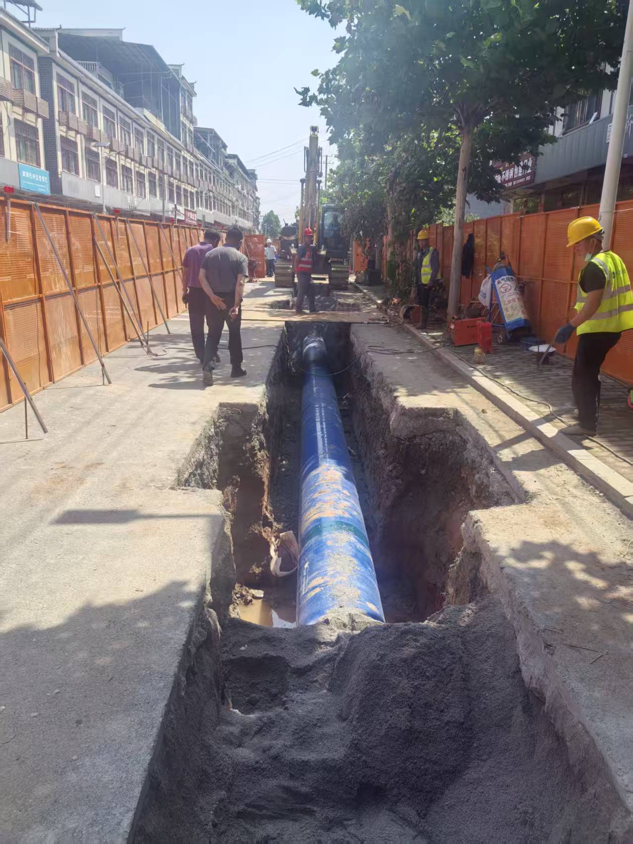 城区管网延伸工程施工现场