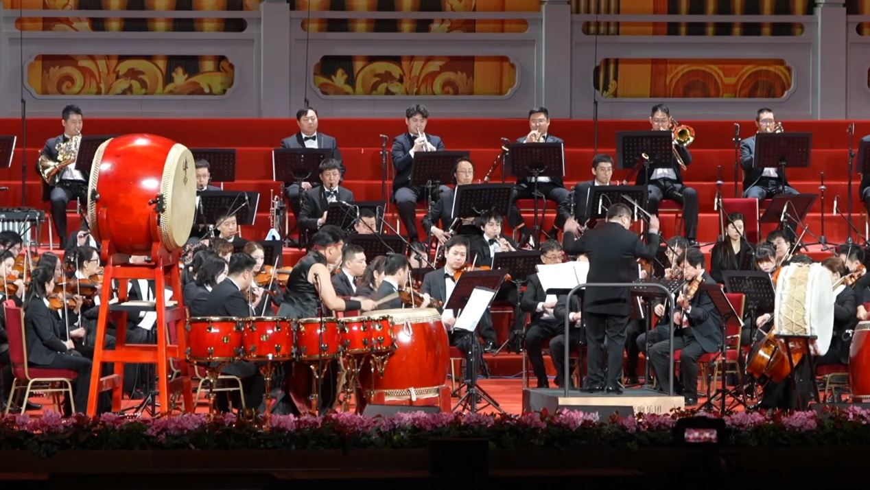 北京：“钟鼓齐鸣”迎新年近70场新年音乐会陆续在京上演_央视网报_央视网(cctv.com)