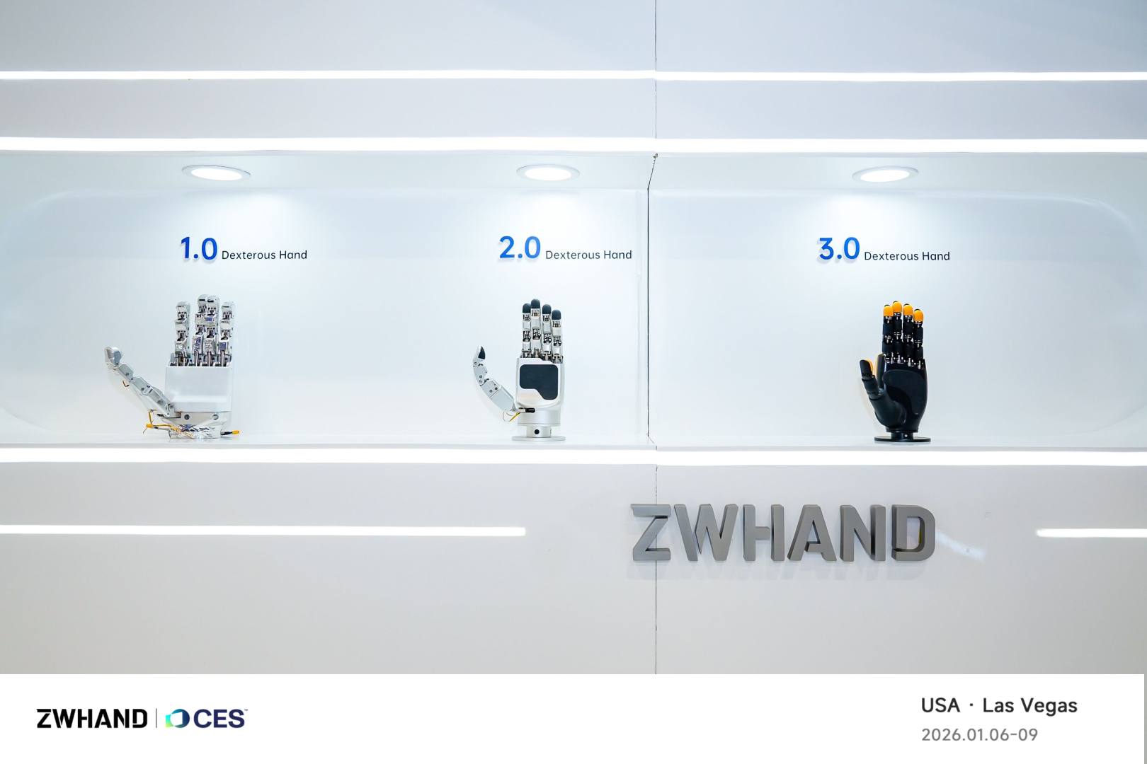 兆威机电展出1.0至3.0自研灵巧手产品